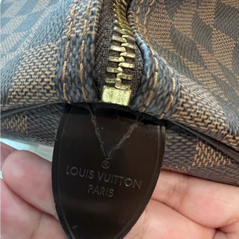 Authentic Louis Vuitton Speedy 35 - Picture 7 of 8